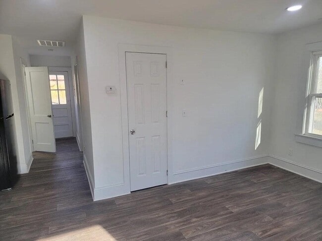 property at 707 Windsor St