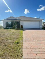 3003 Lady Ln in La Belle, FL - Building Photo
