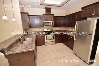 1309 E Camellia Ave, Unit C in McAllen, TX - Building Photo - Building Photo