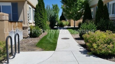 1751 Pinewood Dr-Unit -# B-4 in Minden, NV - Building Photo - Building Photo