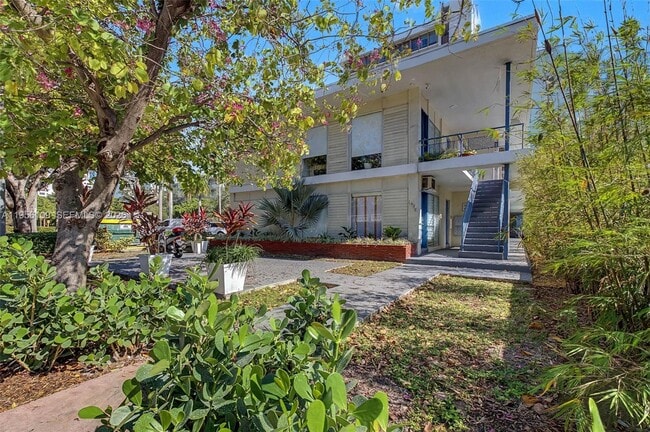 1685 Jefferson Ave in Miami Beach, FL - Building Photo - Building Photo