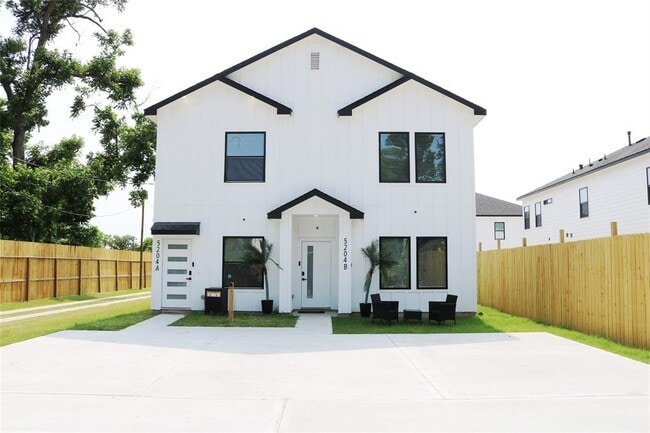 property at 5204 Gold St
