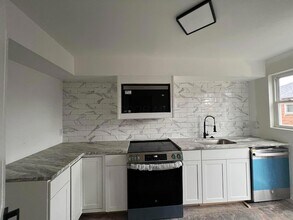 50 N Hampton Rd in Columbus, OH - Building Photo - Building Photo