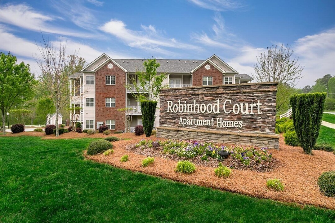 Robinhood Court Apartments and Villas in Winston-Salem, NC - Foto de edificio