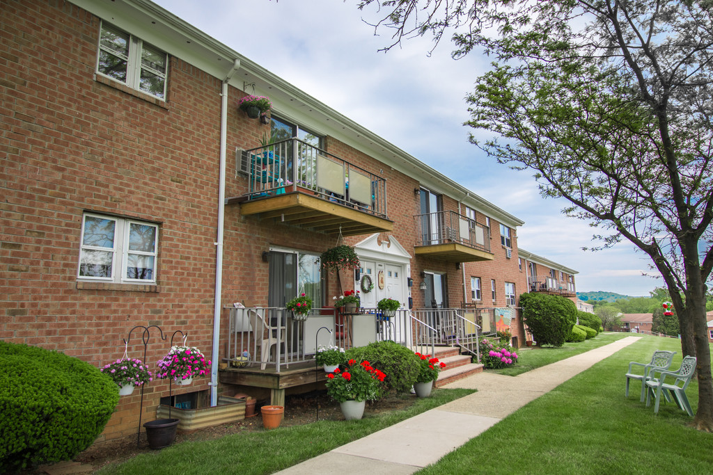 Brakeley Gardens Apartments | Phillipsburg, NJ Apartments For Rent