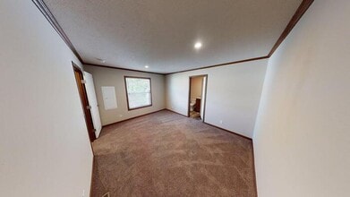 135 American Ave in Bismarck, ND - Building Photo - Building Photo