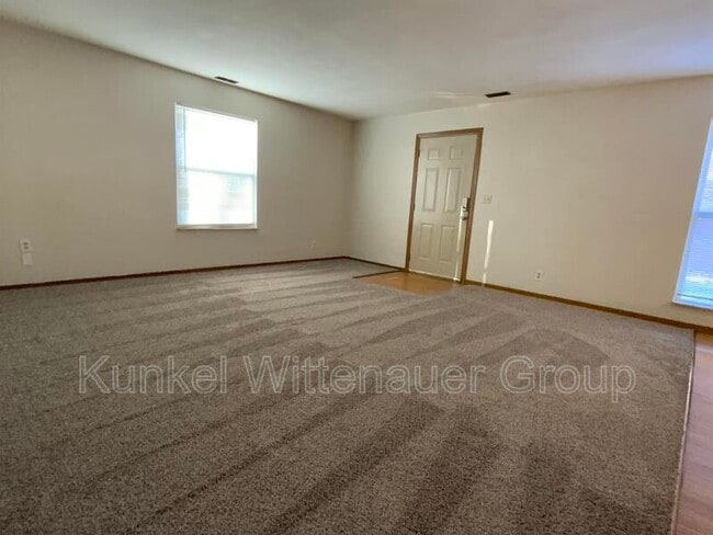 1816 Jamestown Rd in Swansea, IL - Building Photo - Building Photo