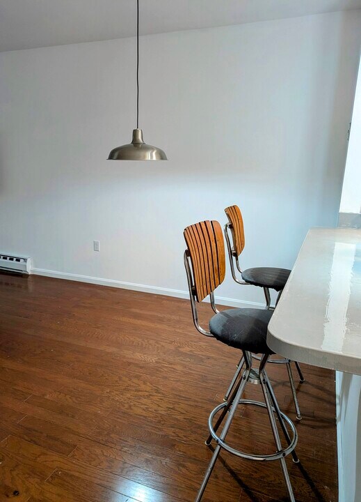 35 Brickyard Rd, Unit #33 in Essex Junction, VT - Foto de edificio