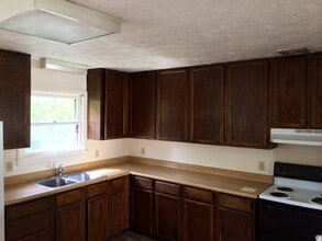 800 W 1st St in Cheney, WA - Building Photo - Building Photo