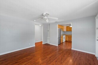 724 2nd Ave NE in Largo, FL - Building Photo - Building Photo