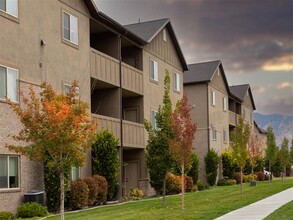 Logan Gateway Apartments in Logan, UT - Building Photo - Building Photo