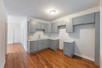 6239 S Honore St in Chicago, IL - Foto de edificio - Building Photo