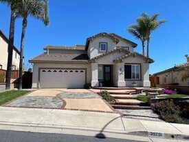 30781 Links Ct in Temecula, CA - Building Photo