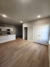 1608 SW Casuarina Dr in Bentonville, AR - Foto de edificio - Building Photo