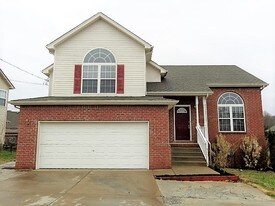 884 Pin Oak Dr in Nashville, TN - Building Photo