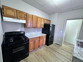 201 E Cottage Pl in York, PA - Building Photo