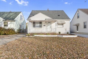 6463 Weddel St in Taylor, MI - Building Photo