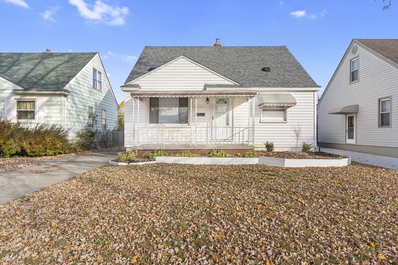 6463 Weddel St in Taylor, MI - Foto de edificio