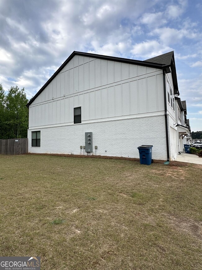 43 Auburn Ln in Auburn, GA - Building Photo - Building Photo