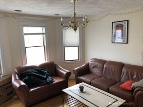 3899 Washington St, Unit #1 in Boston, MA - Building Photo - Building Photo