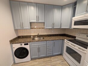 765 Grove Dr in Buffalo Grove, IL - Building Photo - Building Photo