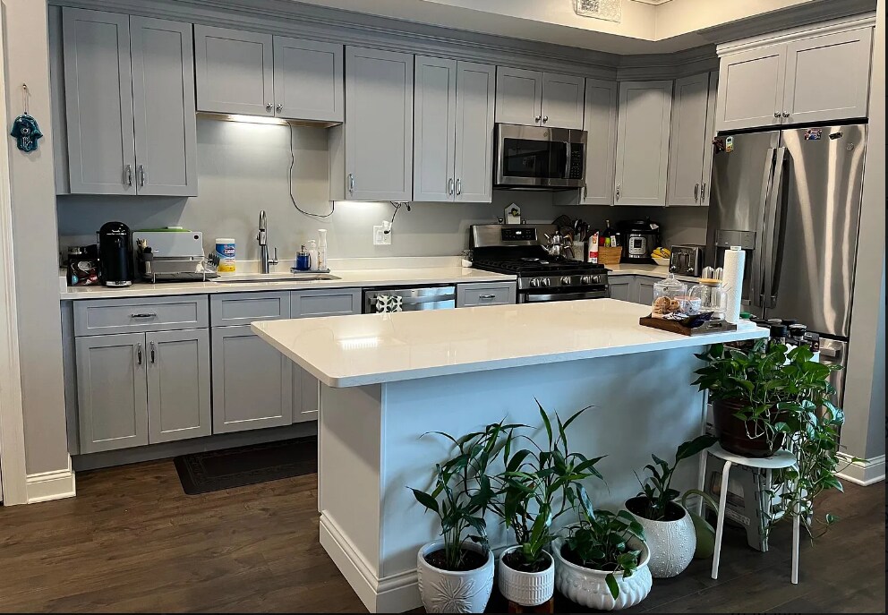 862 Washington St in Norwood, MA - Building Photo