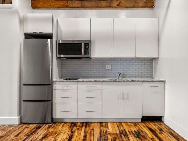 781 Tremont St, Unit 791-E206 in Boston, MA - Building Photo - Building Photo