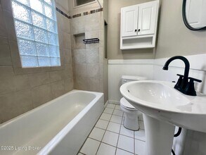 1122 Forrest St in Louisville, KY - Building Photo - Building Photo