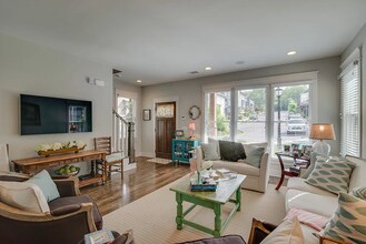 619 Chesterfield Way in Nashville, TN - Building Photo - Building Photo