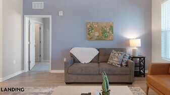 1000 Western Breeze Circle, Unit 2-209 in Davenport, FL - Building Photo