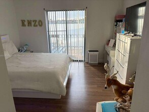 5840 W 26th Ave in Hialeah, FL - Building Photo - Building Photo