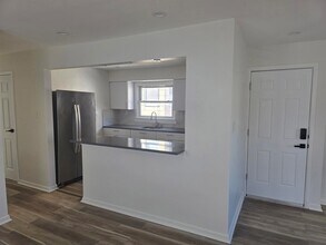 157 Neptune Ave in Jersey City, NJ - Building Photo - Building Photo