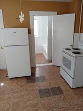 25 Pecks Rd, Unit Pecks in Pittsfield, MA - Building Photo - Building Photo