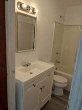 1001 E Main St in Johnson City, TN - Building Photo - Building Photo