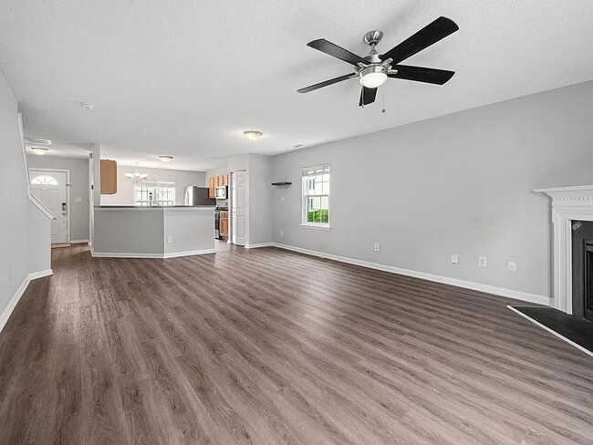 2018 Grassy Banks Dr, Unit 3 in Raleigh, NC - Building Photo - Building Photo