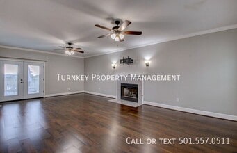 4314 Old Oak Dr in Little Rock, AR - Building Photo - Building Photo