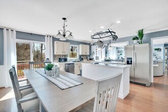 10 High Meadows Dr in Candler, NC - Building Photo - Building Photo