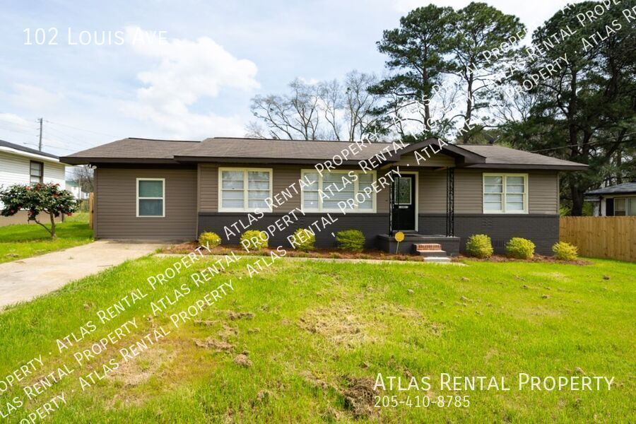 102 Louis Ave in Hueytown, AL - Building Photo