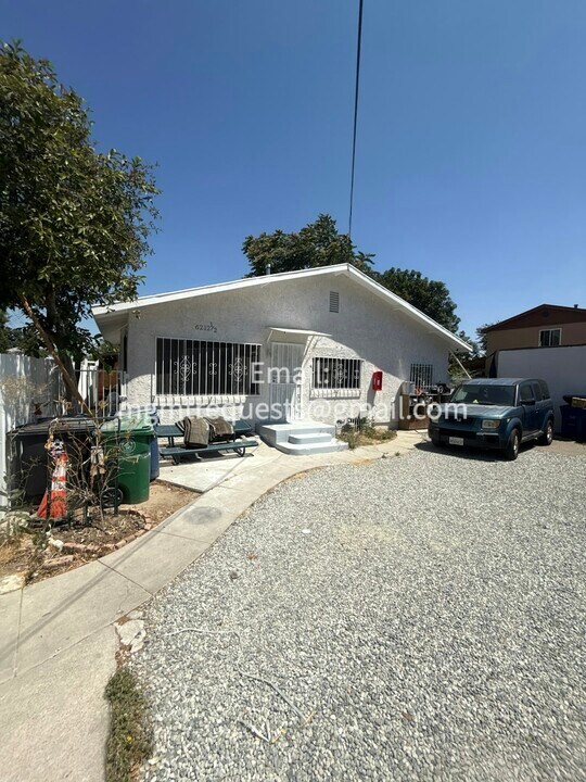 6212 Orchard Ave in Bell, CA - Building Photo