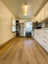 1345 S Sycamore Ave, Unit 1345 in Los Angeles, CA - Building Photo - Building Photo