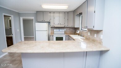 247 Poinsettia Dr in Panama City Beach, FL - Building Photo - Building Photo