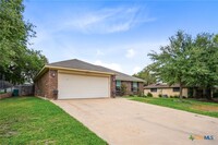 208 Pin Oak Dr in Harker Heights, TX - Building Photo - Building Photo