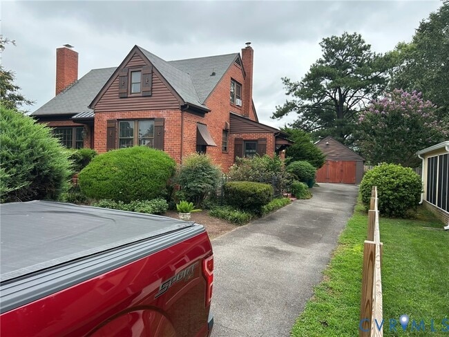 6011 Bonneau Rd