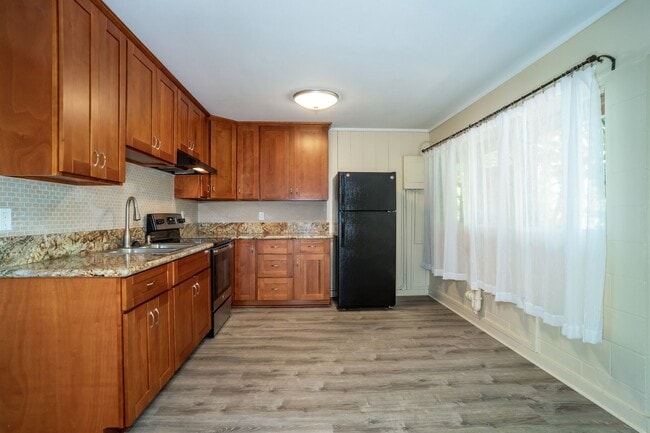 3875 Lower Honoapiilani Rd in Lahaina, HI - Building Photo - Building Photo