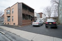 238 Elm St in Albany, NY - Foto de edificio - Building Photo