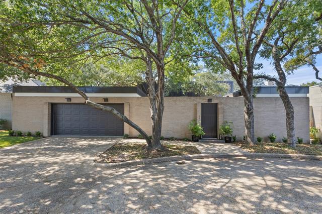 1912 Highland Park Cir in Fort Worth, TX - Building Photo