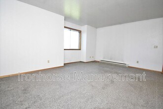 519 S 15th Ave in Bozeman, MT - Building Photo - Building Photo