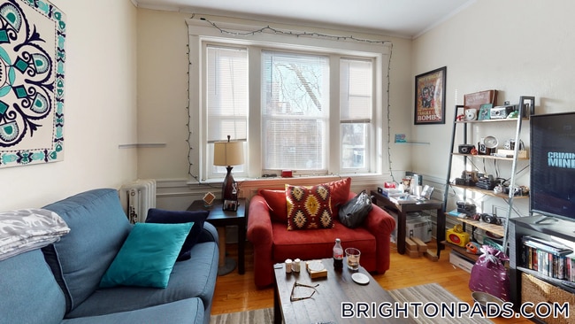 129 Chiswick Rd, Unit 11 in Boston, MA - Building Photo - Building Photo