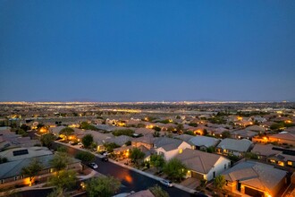 10335 Artful Stone Ave in Las Vegas, NV - Foto de edificio - Building Photo