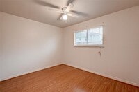 1718 Whiteback Dr photo'